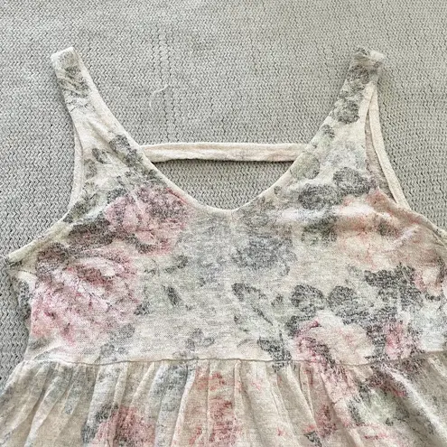 Chloe K Floral Romantic Tank Top - Small