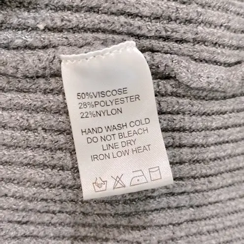 ee:some  grey leopard print sweater size small/medium