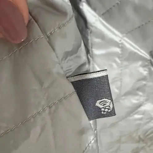Mountain Hardwear  Women's Silver Packable Jacket