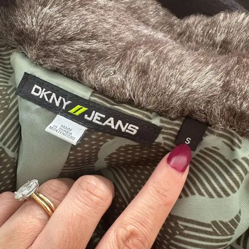DKNY JEANS Faux Fur Bow Tie Jacket Coat Size M Brown Size M