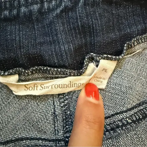 Soft Surroundings Dark Blue Jean Shorts Mid-Thigh Length