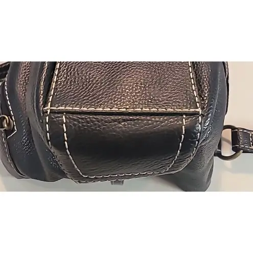 st. john's bay  Purse Classic Black Pebbled Leather Shoulder Handbag Buckle Gold