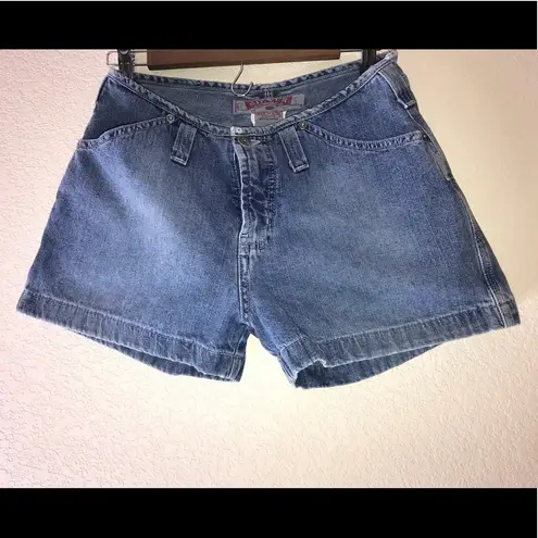 Silver Jeans  blue denim shorts Size 30