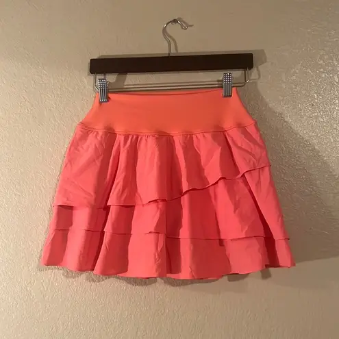 Yogalicious NWT  the level up tiered skirt in sun kissed coral size M
