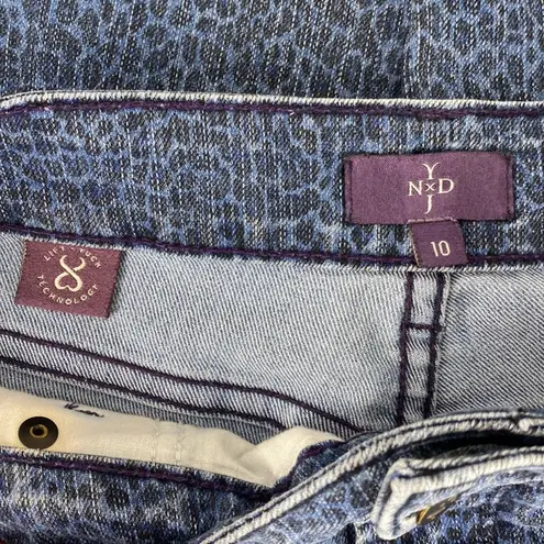 NYDJ Leopard Print Medium Wash Relaxed Fit Cropped Denim Jeans