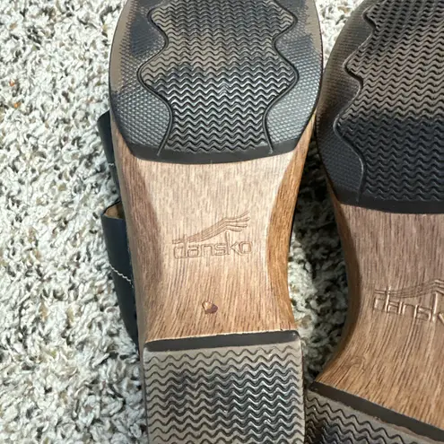 Dansko Serena Floral Laser Cut Black Leather Heeled Sandals Clogs Women's Size 9