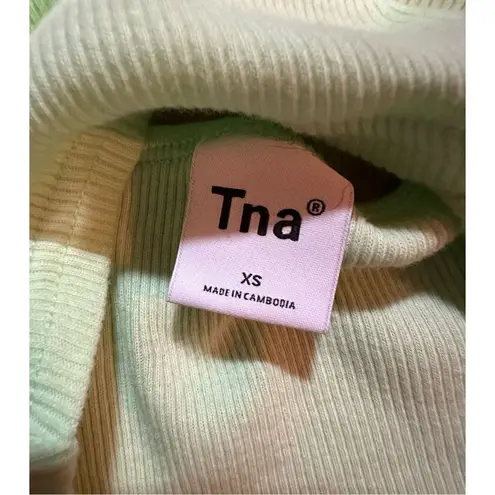Aritzia TNA neon green crop tank top sz XS