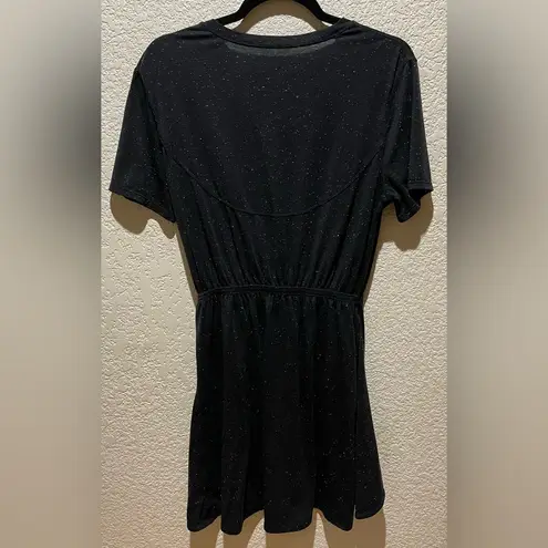 Lululemon  Unwind Your Mind Dress Black White Size 8 M?