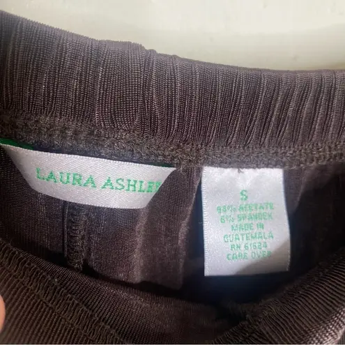 Laura Ashley Brown Acetate Nylon Lounge Travel Set Size Small bottoms, Large