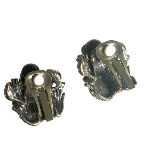 Heidi Daus Leaping Frog Clip