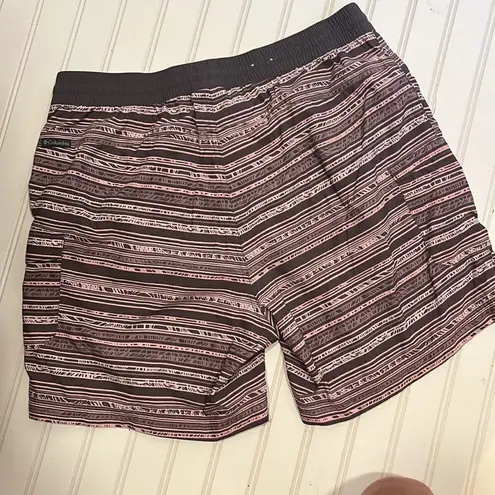 Columbia  amberley stream striped cargo shorts