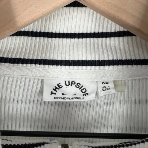 The Upside Women's Ezi Tiena Quarter