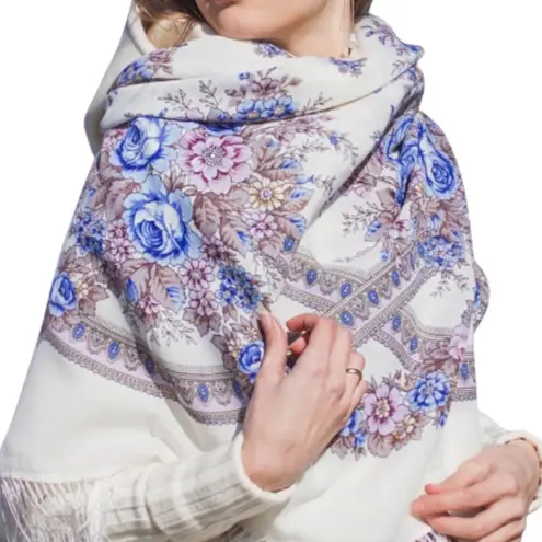 PAVLOVO PASAD Russian Wool/Silk Floral Shawl 59X57.5" Elegant Versatile Rare NWT White