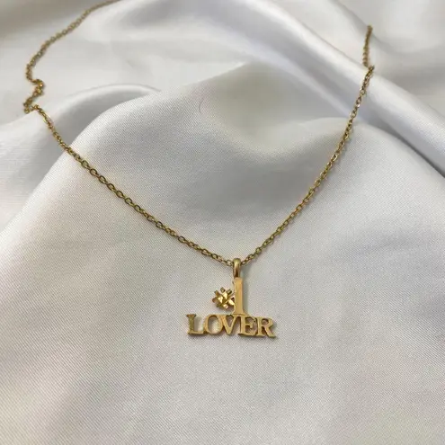 VTG Dainty Gold Toned Coquette "Number 1 Lover" Pendant Necklace