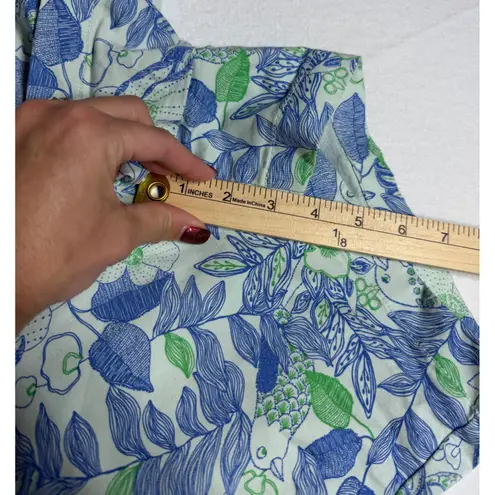 Vineyard Vines  Blue and Green Floral Women's‎ Shorts