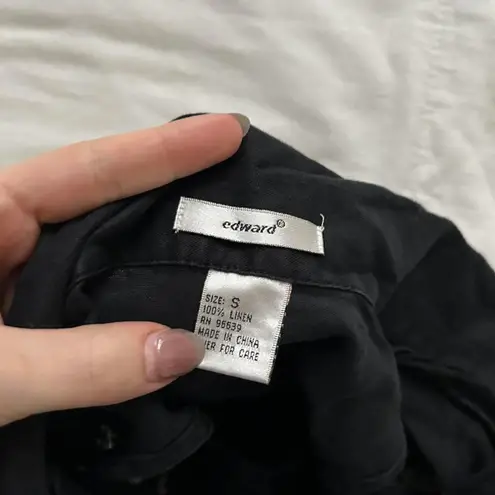 90s Black linen embroidered floral sleeveless blouse yellow red roses Size small