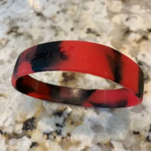 Disney  Dream INAUGURAL Rubber Silicone Sport Bracelet Mouse Ears Red & Black NOS