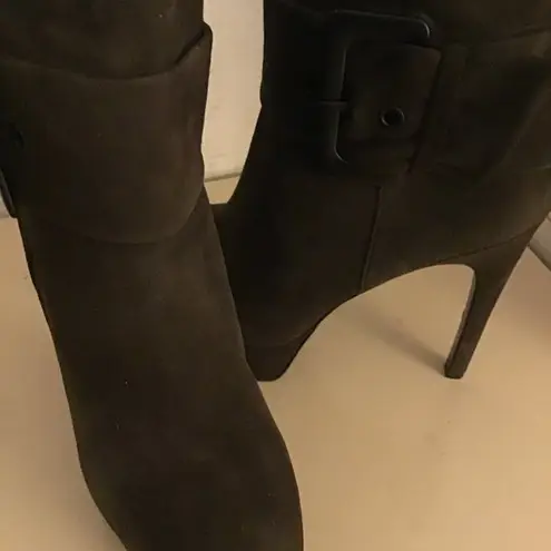 via spiga women gray suede platform heel boots US 8