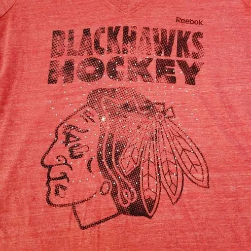 Reebok  Womens Large Red Chicago Blackhawks Hockey Rhinestone Embellished T-Shirt