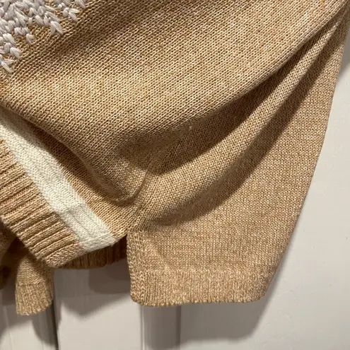 NWT Serengeti Size 1X Tan White Embroidered Snowflake Pine Tree Knit Tunic