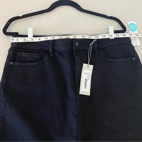 Just USA Stitch Fix Ladies A-Line Frayed Black Tatiana Denim Jean Skirt Large NWT