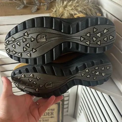 Sorel  Winter Waterproof Boots With Faux Fur Trim Tan