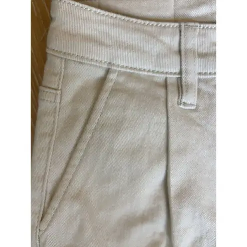 BCBGeneration BCBG Generations Women's Relaxed Trouser Shorts - color Ivory size 3/26 NWT