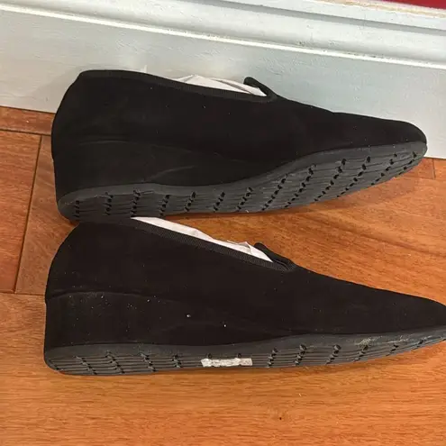 Thierry Rabotin Ziggy Black Suede Wedge Loafers Slip