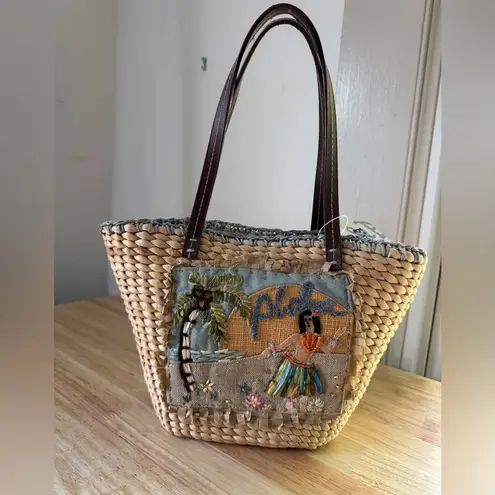 NEW! Hawaiian Beaded Aloha Hula Girl Adorable Beachy Tote Bag 100% Corn Husk