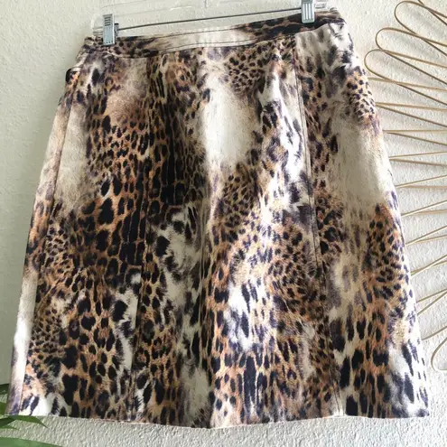 90s Vintage Leopard cheetah animal print mini skirt with lace up detail on the side Size 8