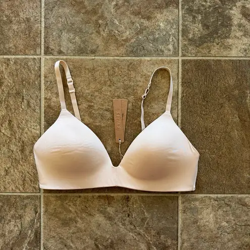 SKIMS Wireless Form T-shirt Bra Sand Size 36B