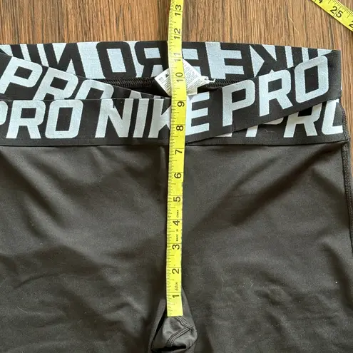 Nike  Black Dri-Fit Performance Logo Waistband Leggings Black White Size Large