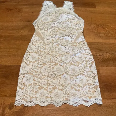 The Clothing Company Size Medium Off White Nude Lace Mini Dress New