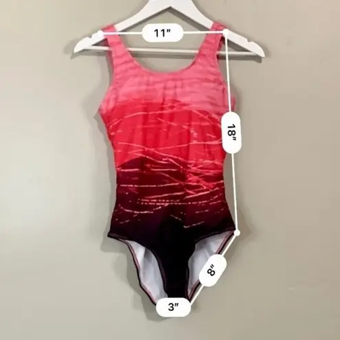 Women’s One Piece Crisscross Ombre Swimsuit Red, Pink & Maroon Size Small NWOT Red