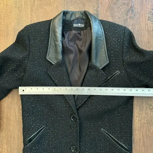 HUNTERS RUN wool coat with leather trim, size 6 Black