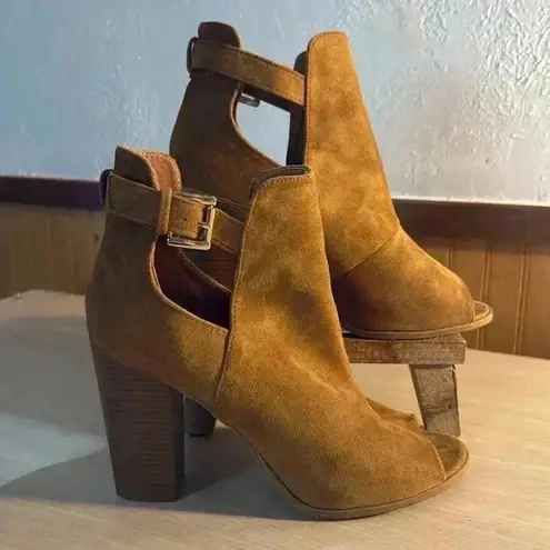 Bella Marie “Sarah Tom” Suede Peep Toe Buckle Ankle Booties