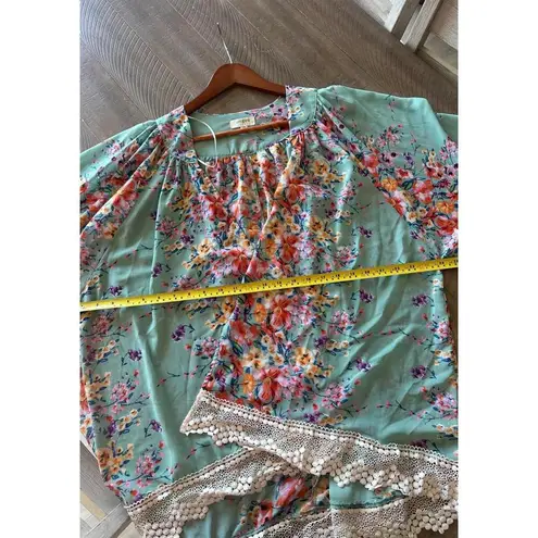 Umgee  Blue Floral Lace Open Front Kimono Women’s size Small/Medium​