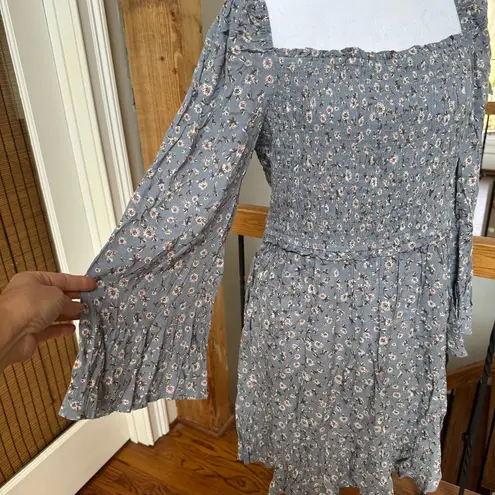Prómesa PROMESA NWT Floral Light Blue Gray boho smocked ruffle dress L bell sleeves
