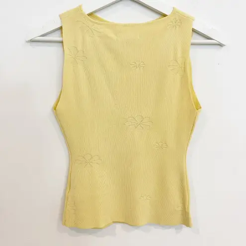 Peppermayo Holly Floral Daisy Sleeveless Knit Top in Yellow Size Small Medium
