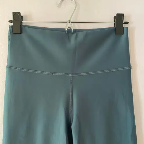 TnAction Aritzia Women's size Medium Blue High Rise Leggings Tights