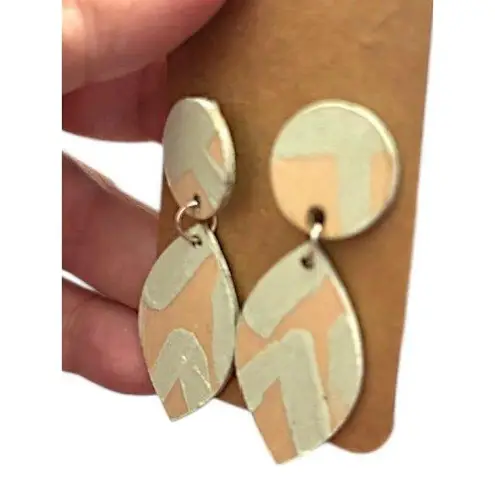 Handmade Dangle Earrings Natural Wood Mint Green Abstract Paint en Drop Earrings