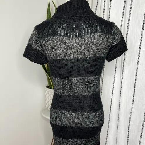 Pink Rose 🌻 Knit Black and Grey Striped Dress Sz M