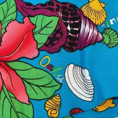 Hilo Hattie Hawaiian Shirt Button Down Blue Floral Vintage Shirt Size L