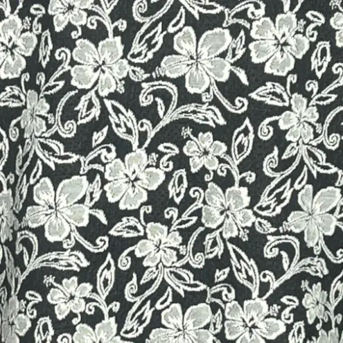 Lungo L'Arno Cardigan Womens Small Black White Floral Applique Flower Bohemian