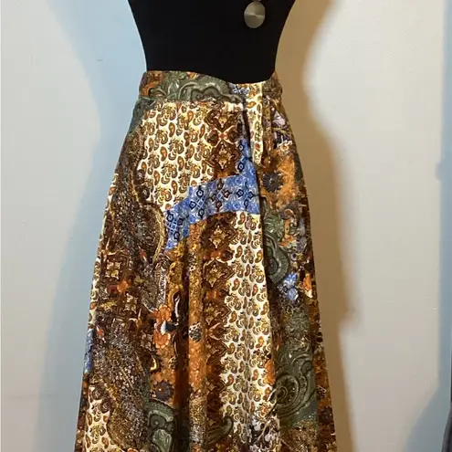 MIX NOUVEAU WOMENS SKIRT NEW YORK FULL FLAIR TWIRL SKIRT TAG IS SM RUNS BIG Gold