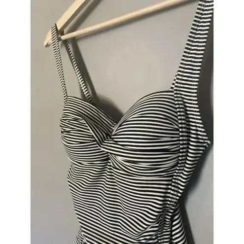 NIPTUCK SWIM Joanne One