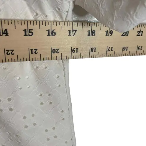 CeCe  Women's Size Small White‎ Ruffle Sleeve Eyelet Knit Top