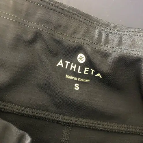 Athleta  Colorblock Sonar Capri Legging