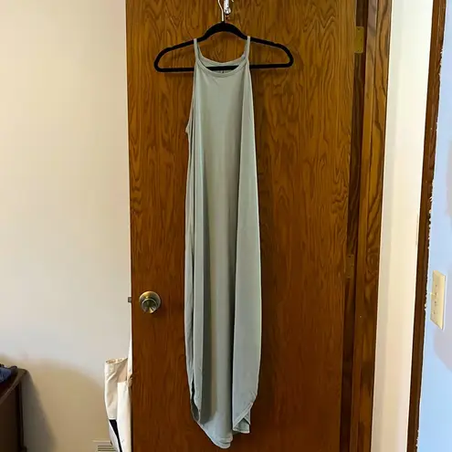 Sage green summer maxi dress Size M