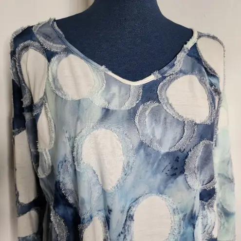 Leo & Nicole Mixed Media Blue 3/4 Sleeve Geo Pattern Top